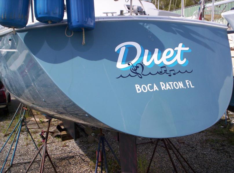 Duet transom